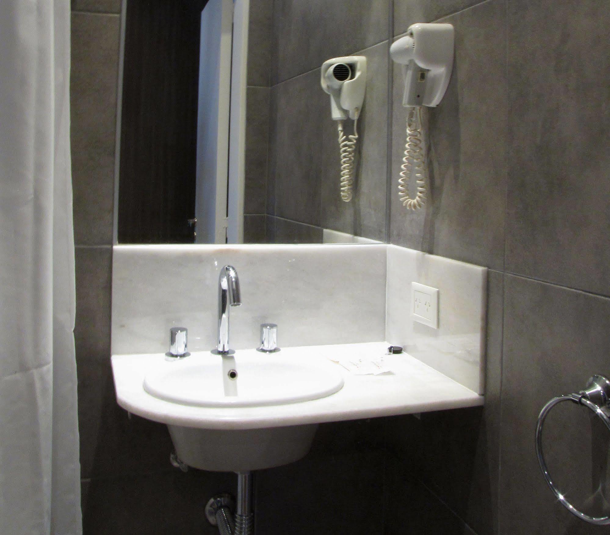 Hotel Milan Buenos Aires Extérieur photo