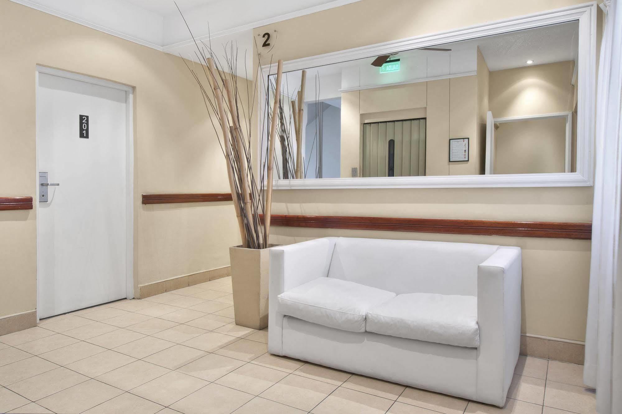 Hotel Milan Buenos Aires Extérieur photo